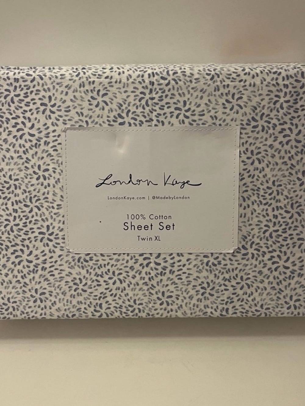 London Kaye Twin XL Size Sheet Set White with Blue Gray Starburst Floral Detail
